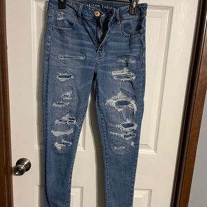 American Eagle Jeans size 8. In good condition.